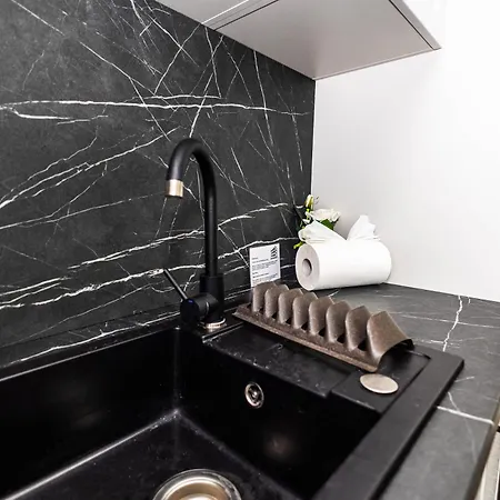 White Titanic Navodari