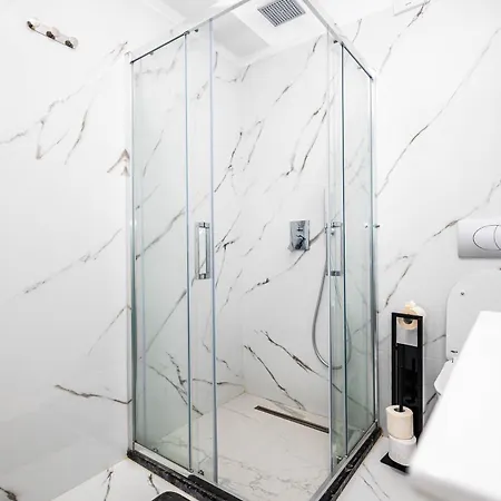 White Titanic Apartment