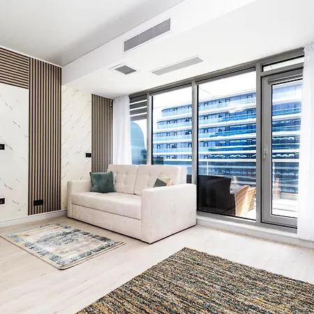 Διαμέρισμα White Titanic Năvodari