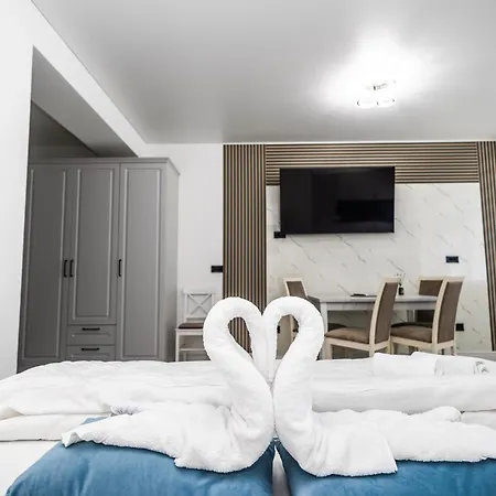 White Titanic * Năvodari